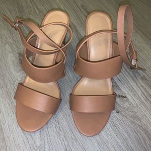 Bamboo tan heels